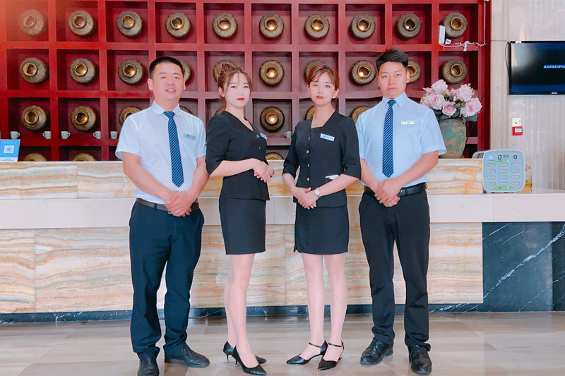 精誠所至，金石為開